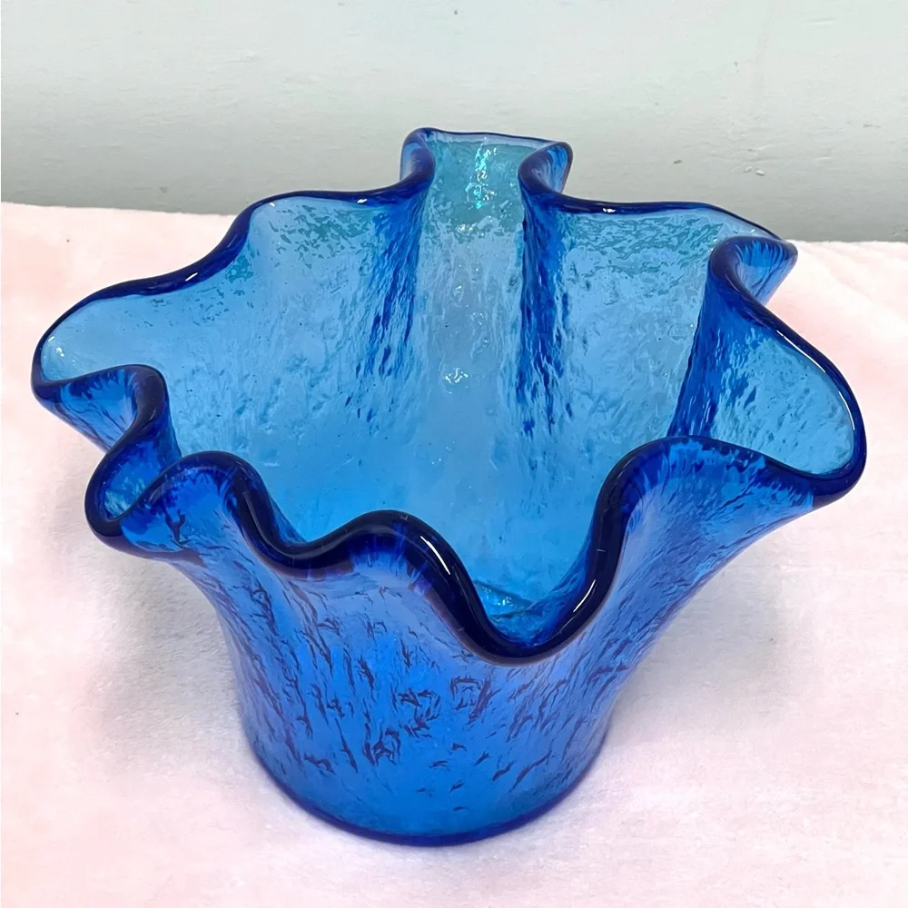 Cobalt Blue Art Glass Handkerchief Handblown Bowl Vase Abstract Fluted Edges 10